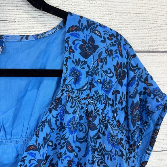 Old Navy Plus Size Blue Floral Printed V-Neck Waisted Blouse Size XXL - Picture 4 of 7